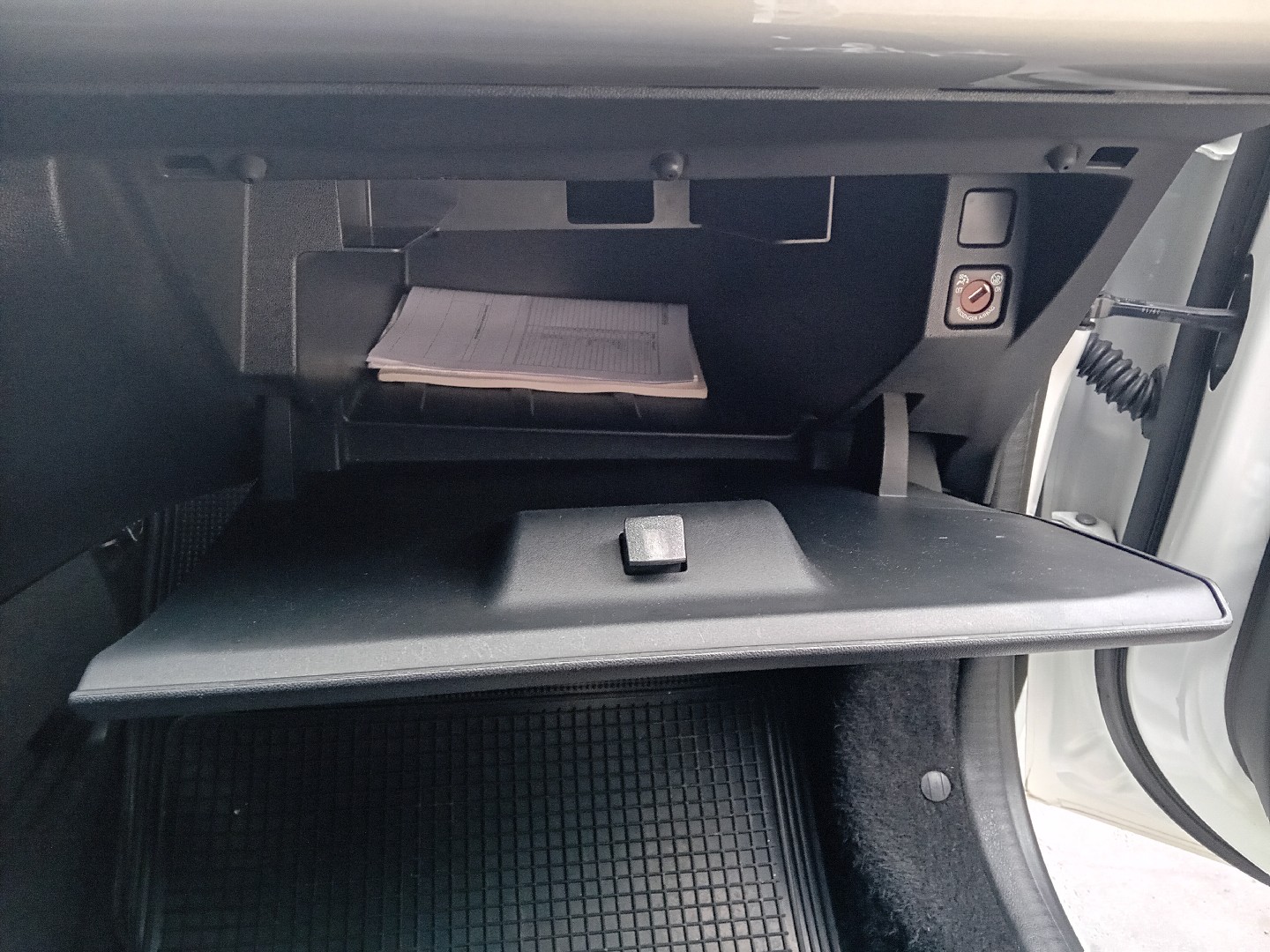 Porta luvas CITROËN C-Elysee Imagem-1