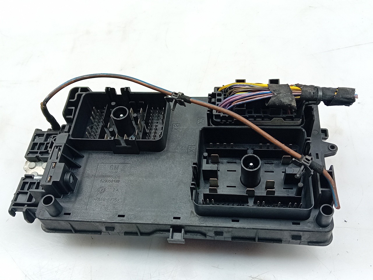 Boîte de fusibles / SAM / BSI OPEL Insignia A (G09) Imagem-1