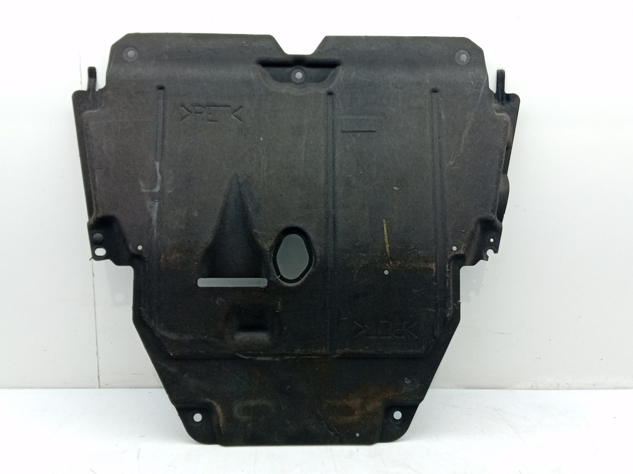 Engine underbody shielding