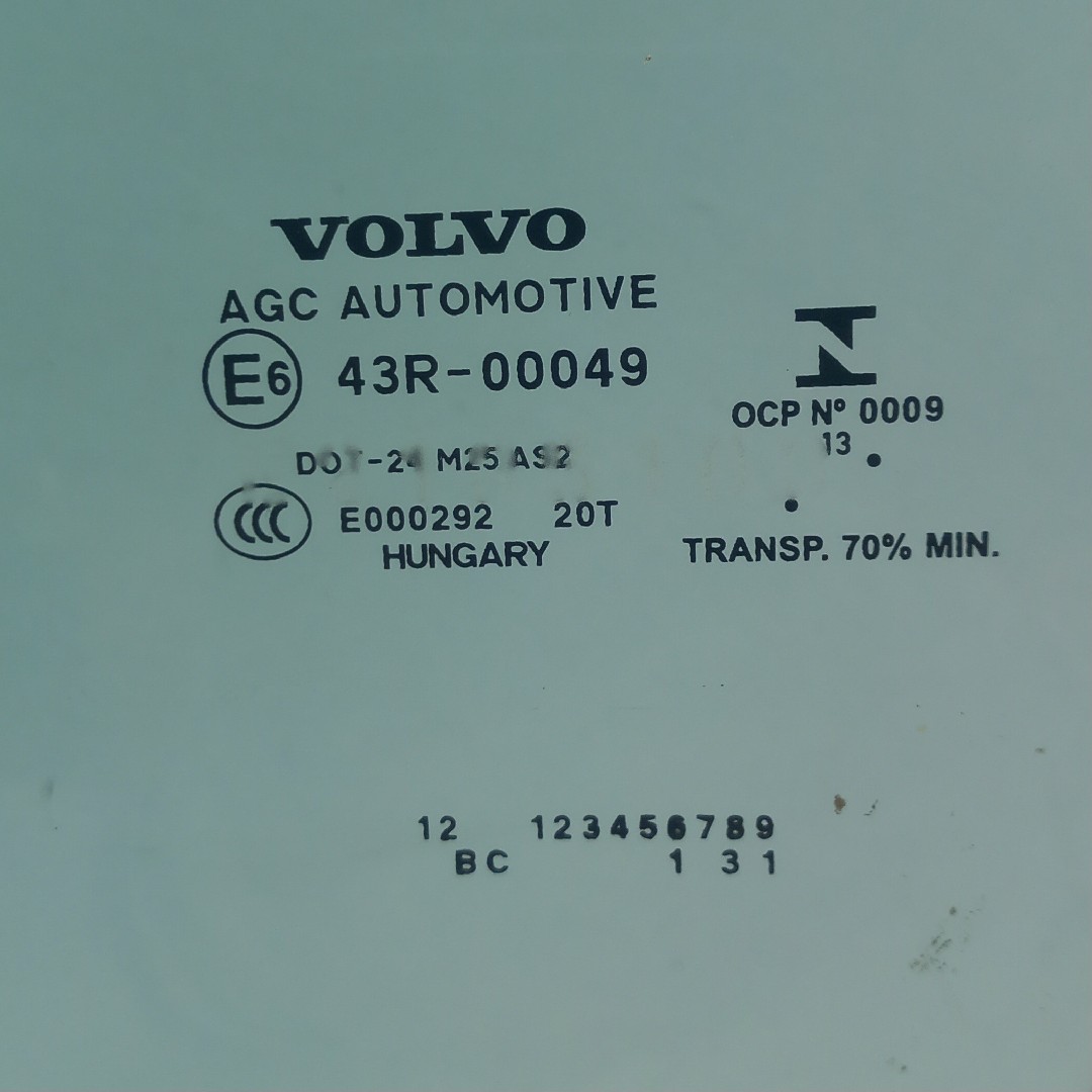 Vitre porte avant gauche VOLVO V40 Hatchback Imagem-1