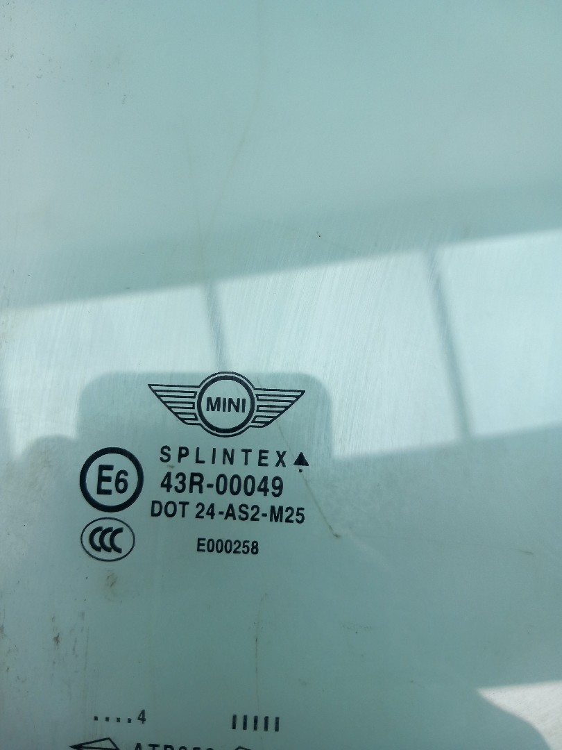 Right front door glass MINI Mini (R50, R53) Imagem-1