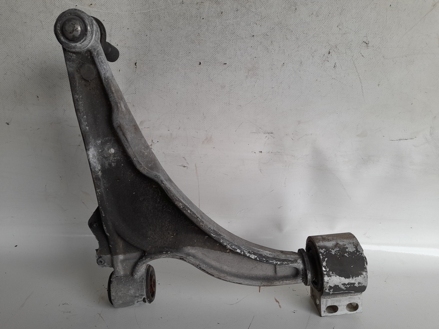 Brazo suspensión delantero izquierdo OPEL Astra J Imagem-1