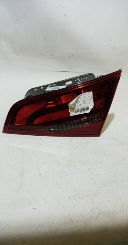 Right Tailgate light