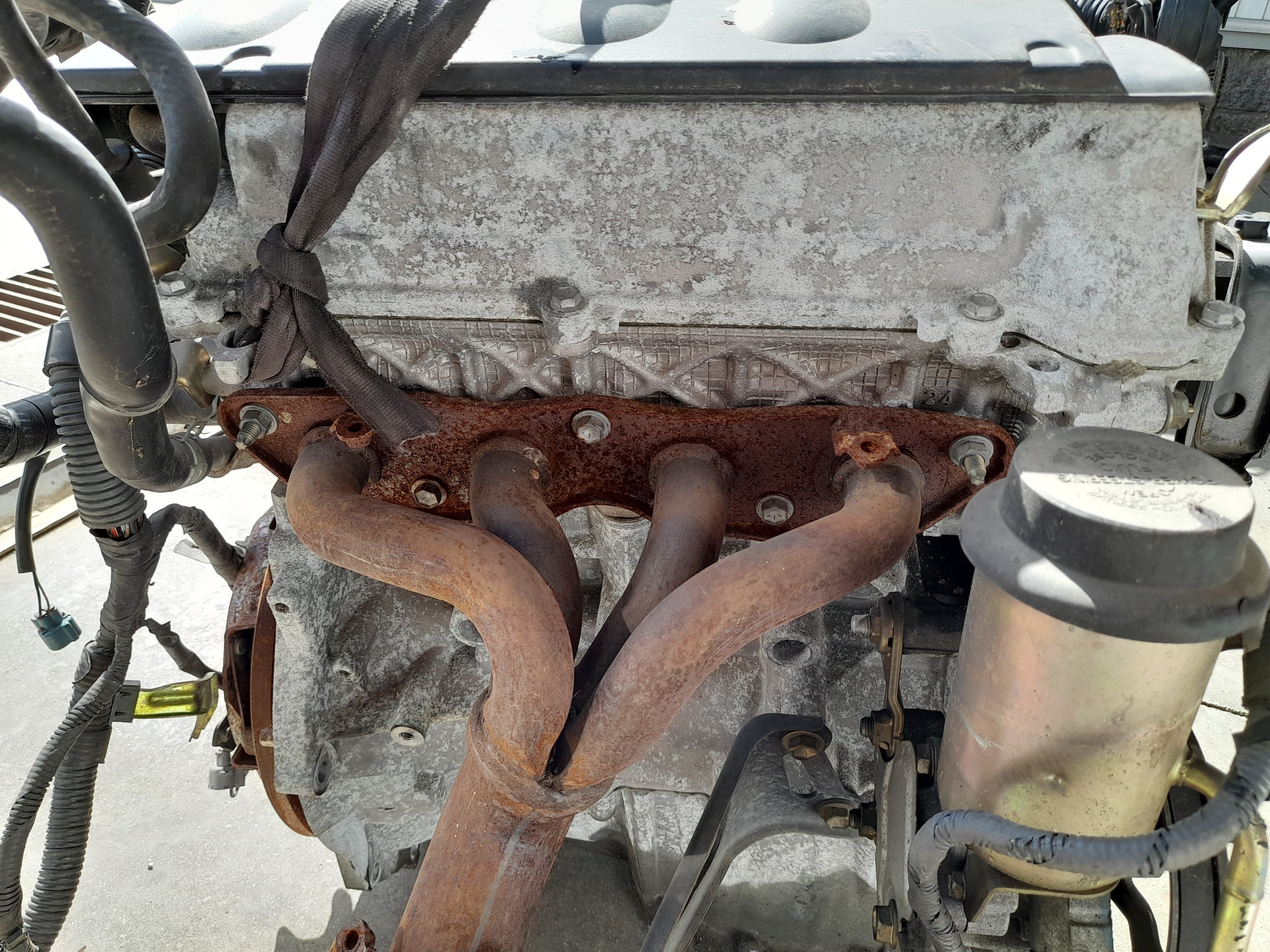 Motore completo TOYOTA Yaris (_P1_) Imagem-1