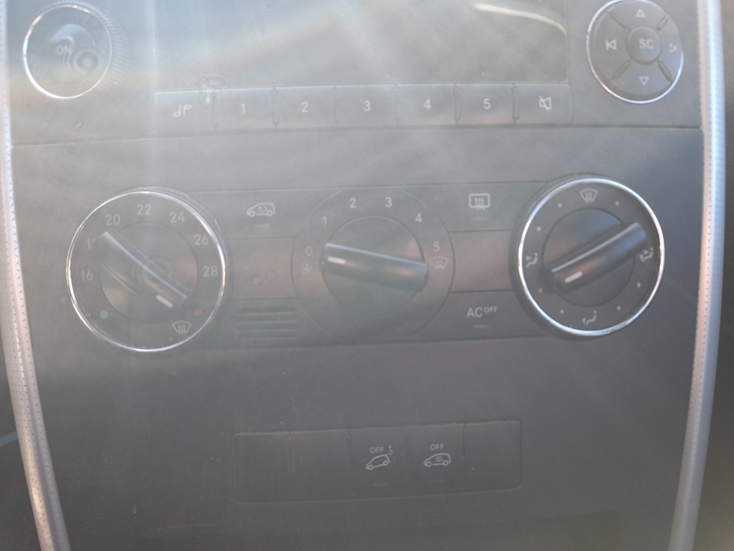 AC switch