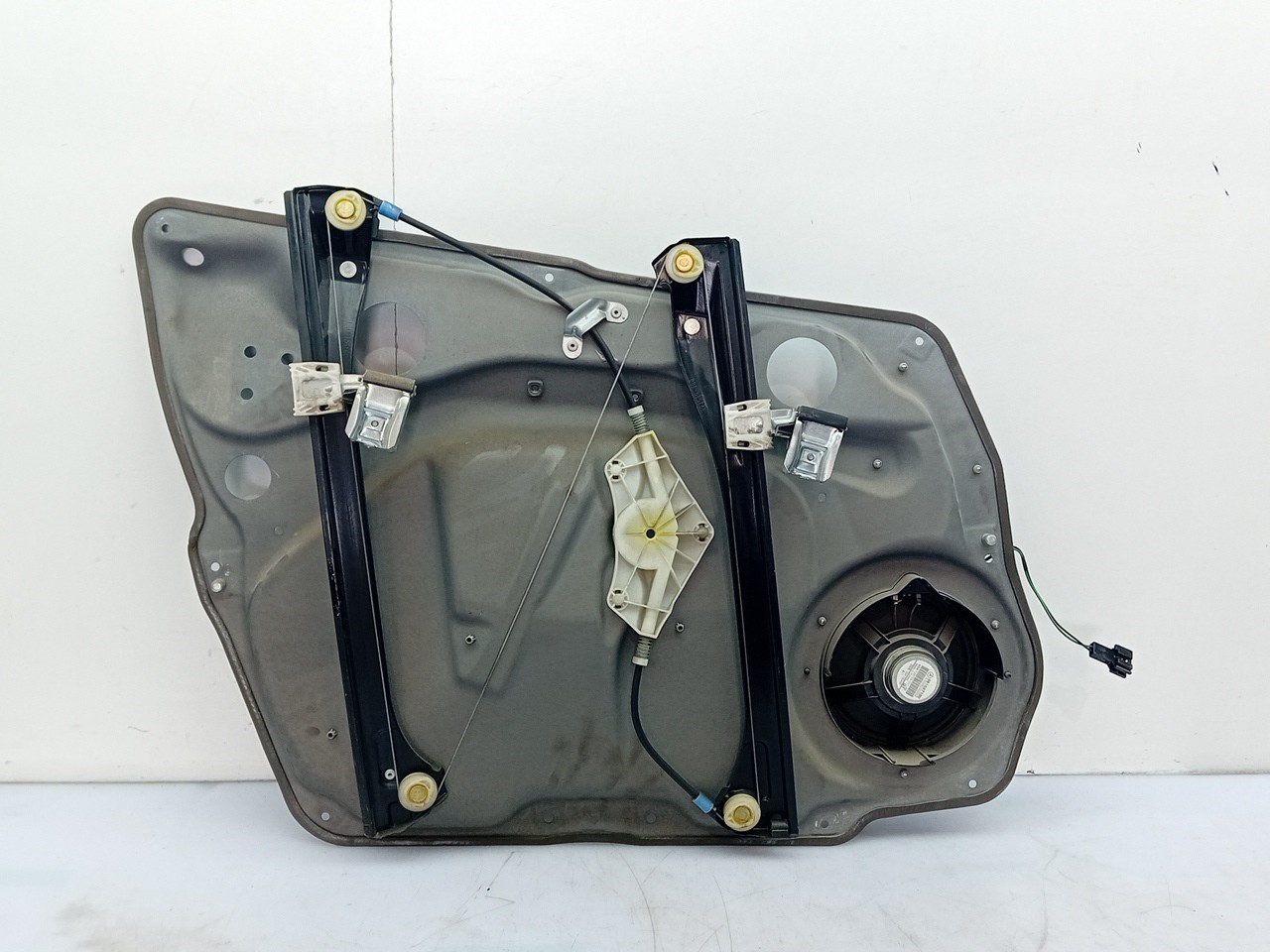 Right front window regulator MERCEDES-BENZ Classe A (W169) Imagem-1
