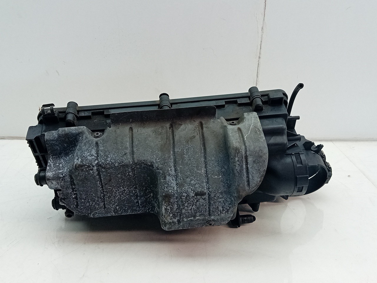 Air filter box MERCEDES-BENZ Classe A (W169) Imagem-1