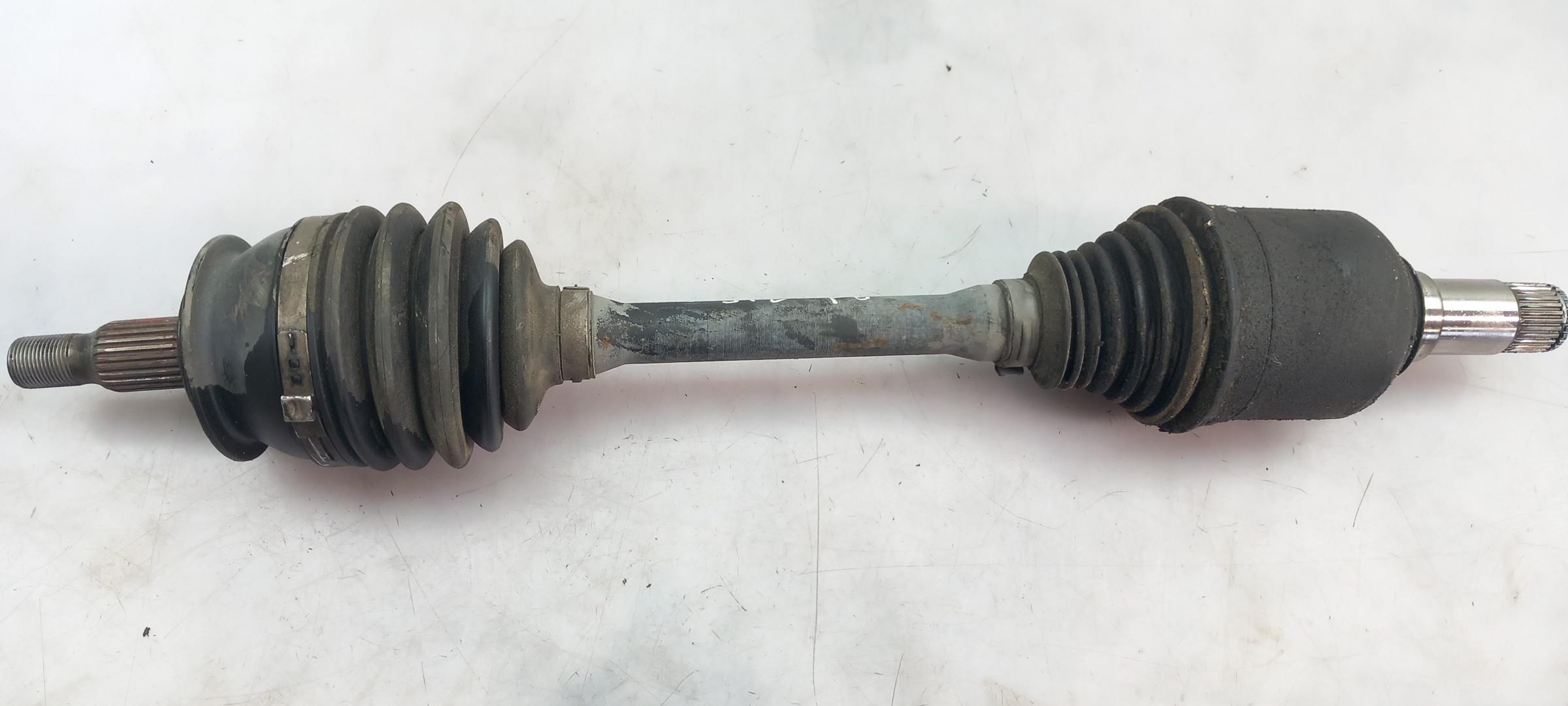 Transmission avant gauche