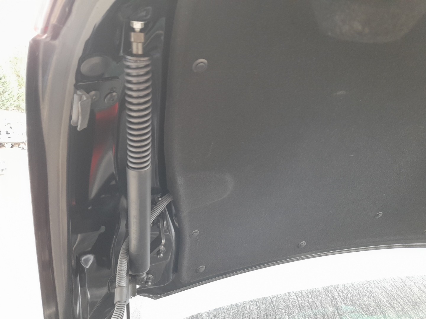 Amortisseur de coffre PEUGEOT 307 CC (3B) Imagem-1