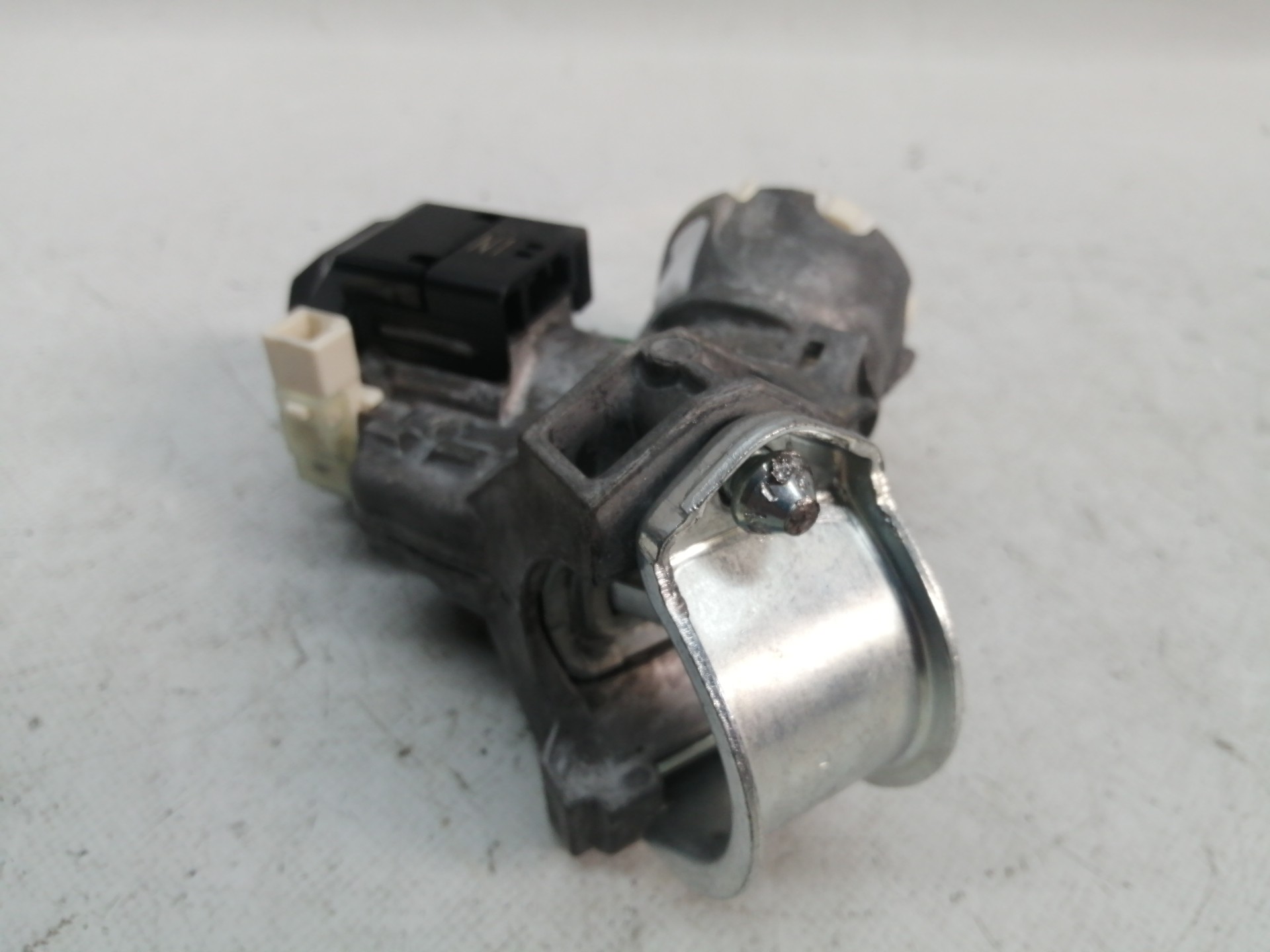 Ignition barrel TOYOTA Yaris (_P13_) Imagem-2