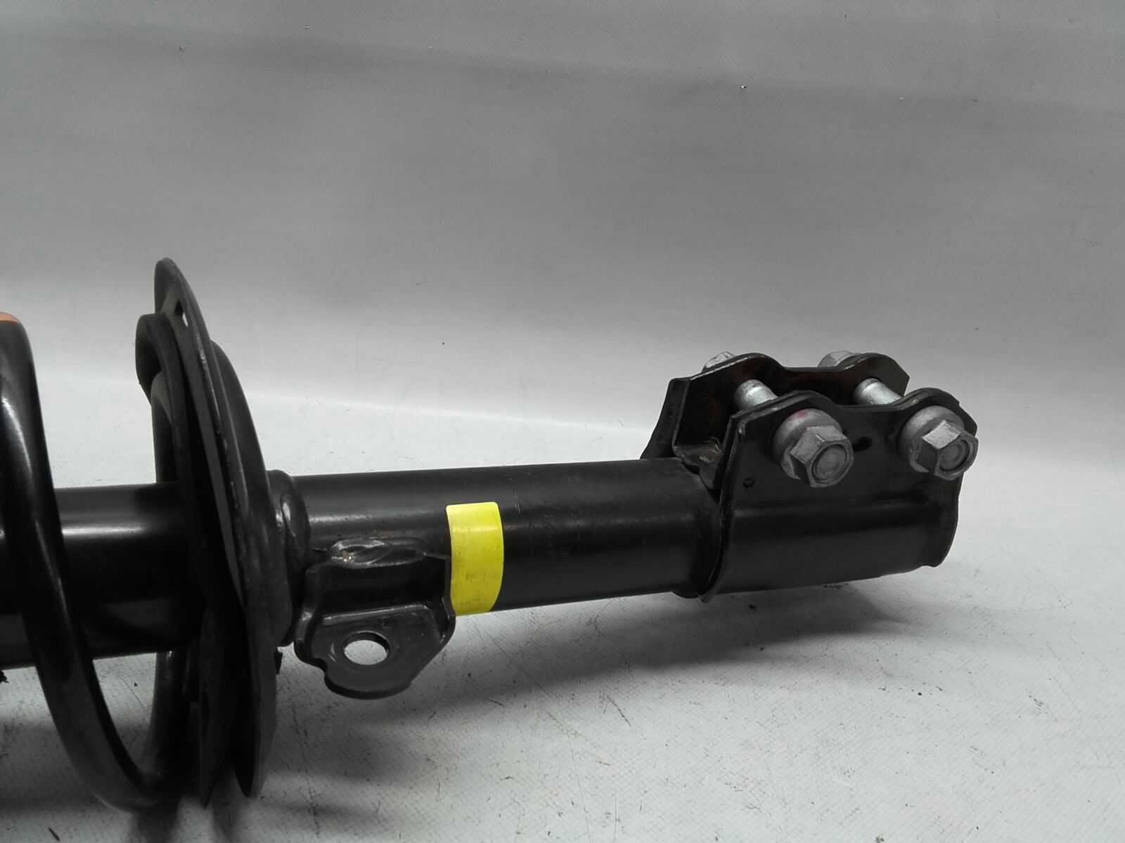 Left Front Shock Absorber TOYOTA Yaris (_P13_) Imagem-2