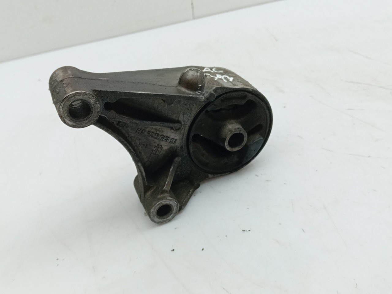 Soporte Del Motor OPEL Astra H Hatchback (L48) Imagem-1