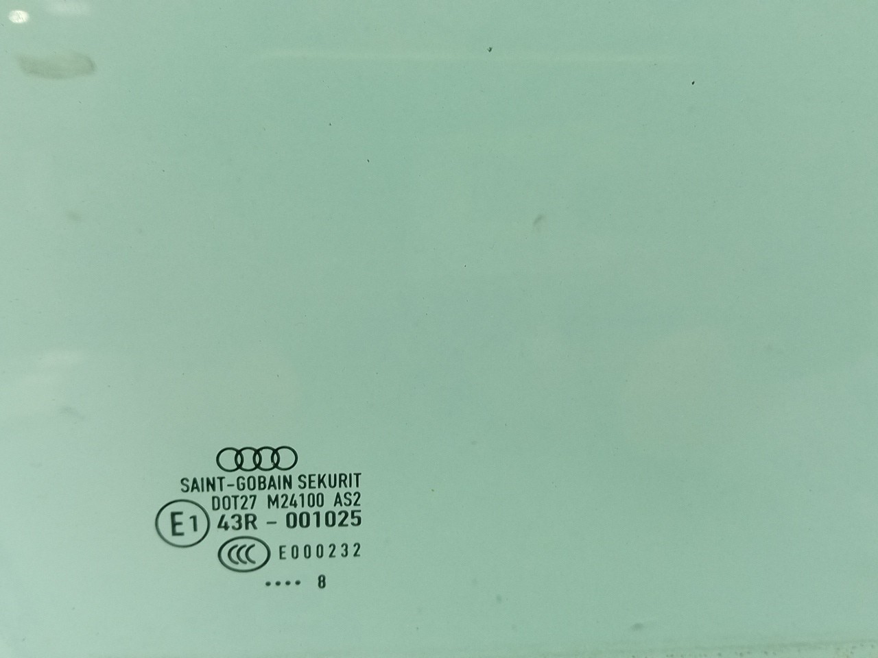 Right front door glass AUDI A3 (8P1) Imagem-1