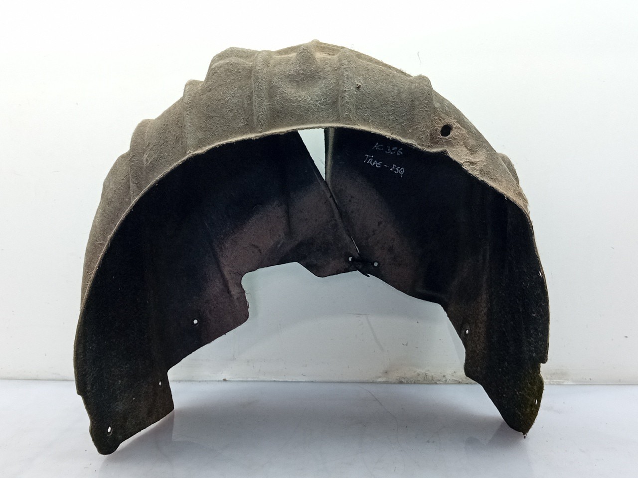 Rear wheel arch left