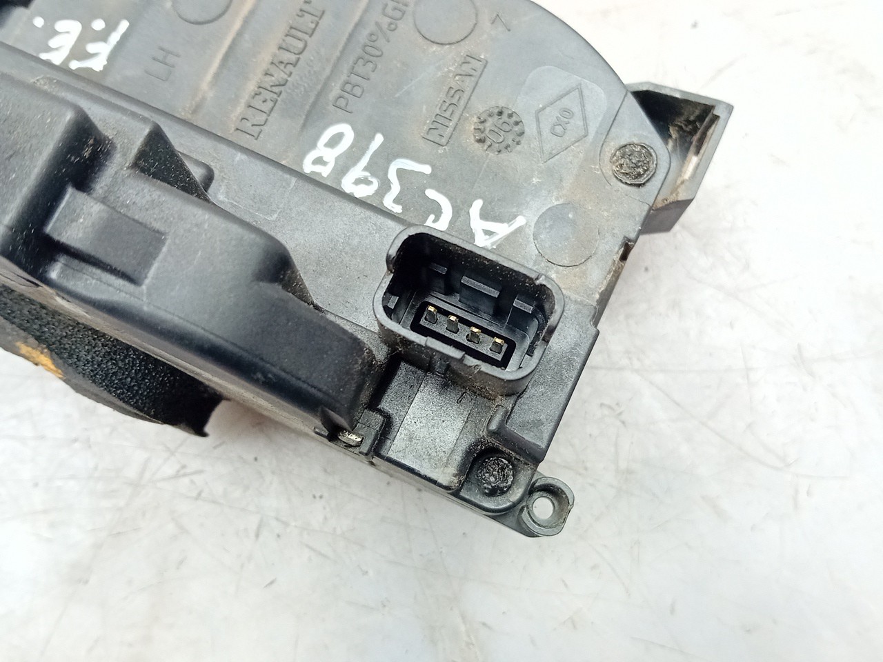 Serrure Avant Gauche RENAULT Clio III (BR0/1, CR0/1) Imagem-2