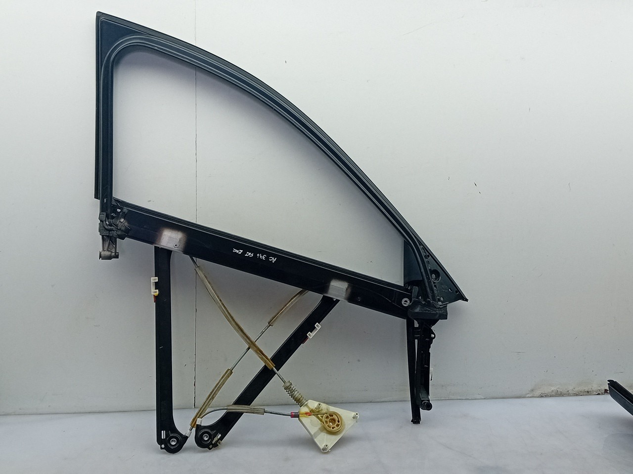 Left front window regulator AUDI A3 (8P1) Imagem-1