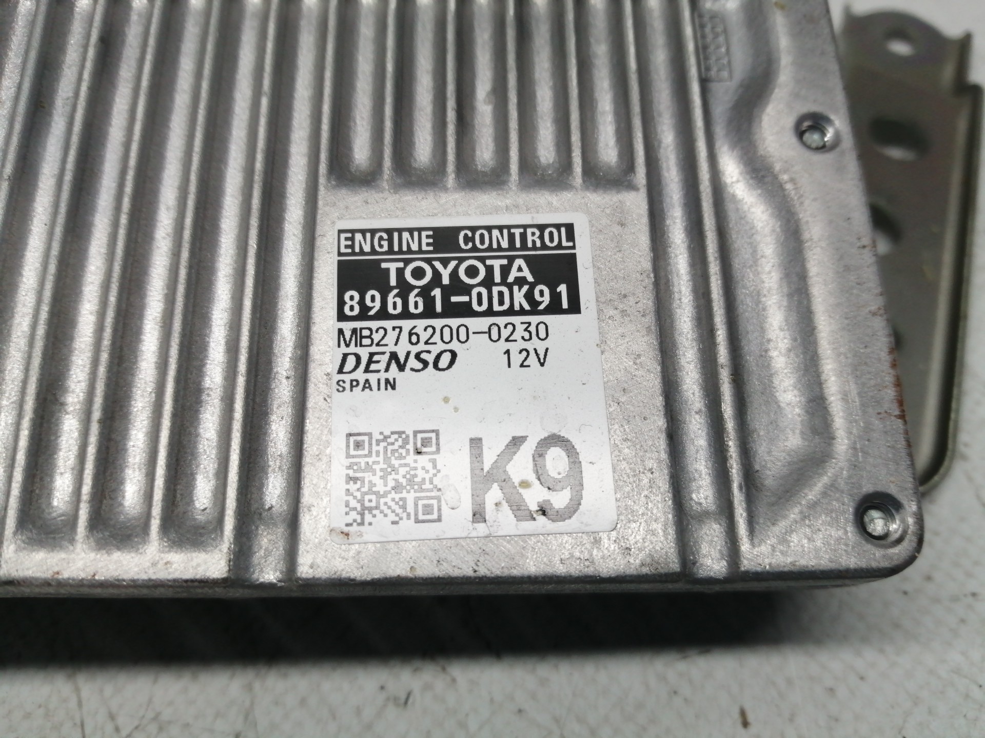 Centralina motor / ECU TOYOTA Yaris (_P13_) Imagem-2