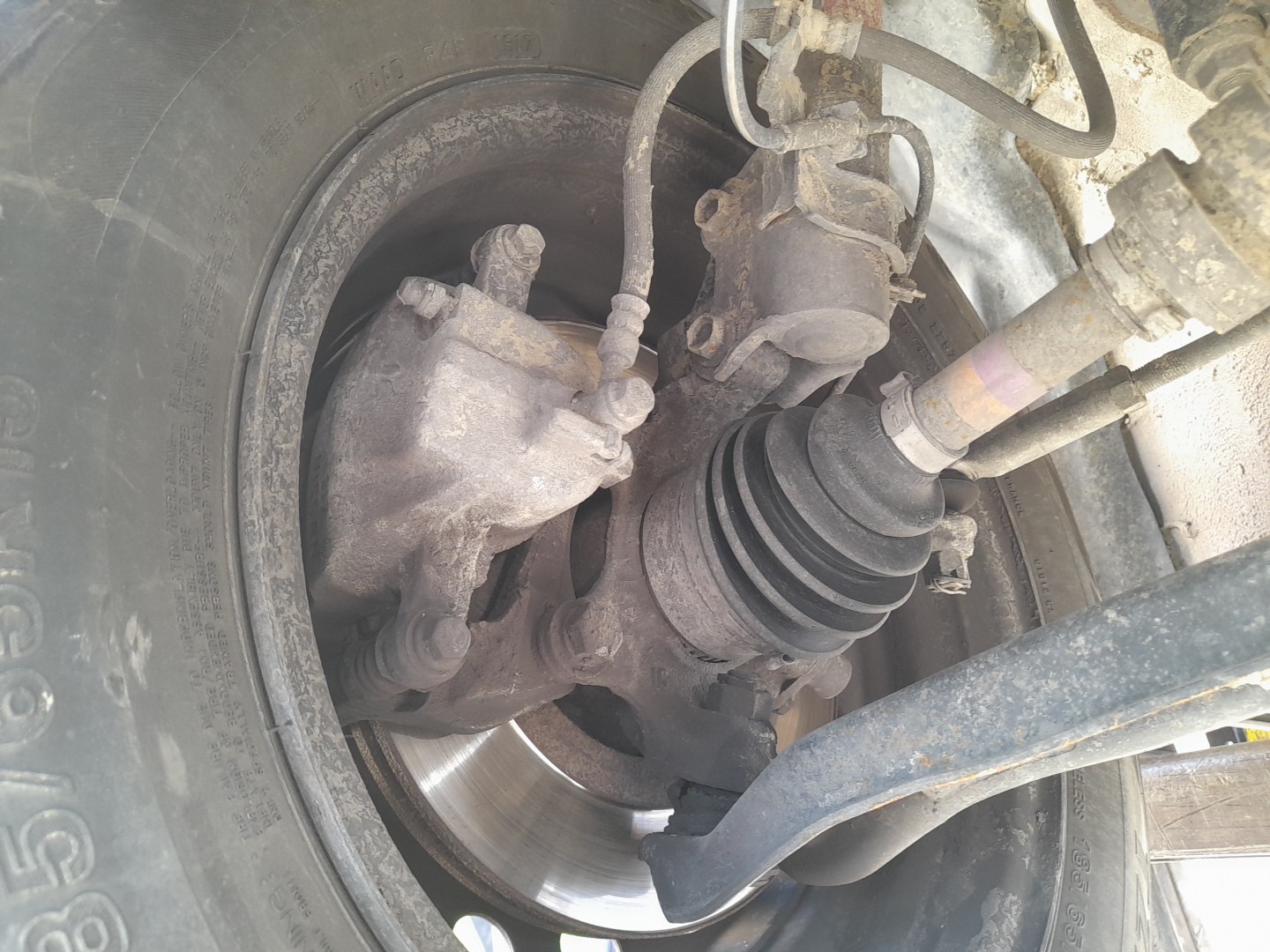 Right front steering knuckle