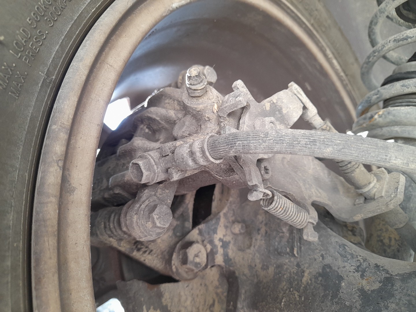 Left rear Brake Caliper