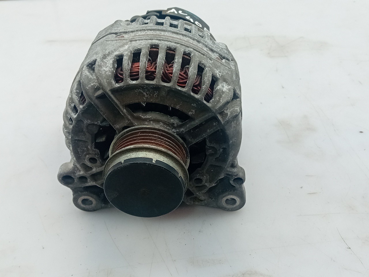 Alternatore AUDI A4 (8E2, B6) Imagem-0