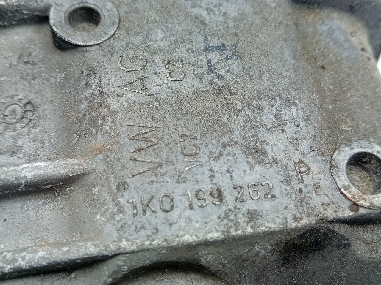 Soporte Del Motor VOLKSWAGEN Passat (3C2) Imagem-2