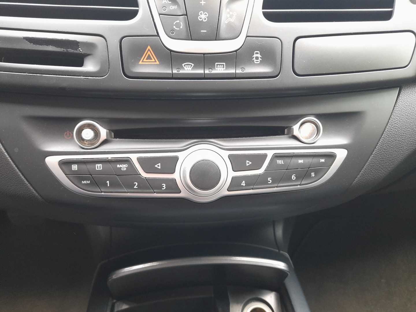 Autoradio RENAULT Laguna III (BT0/1) Imagem-0