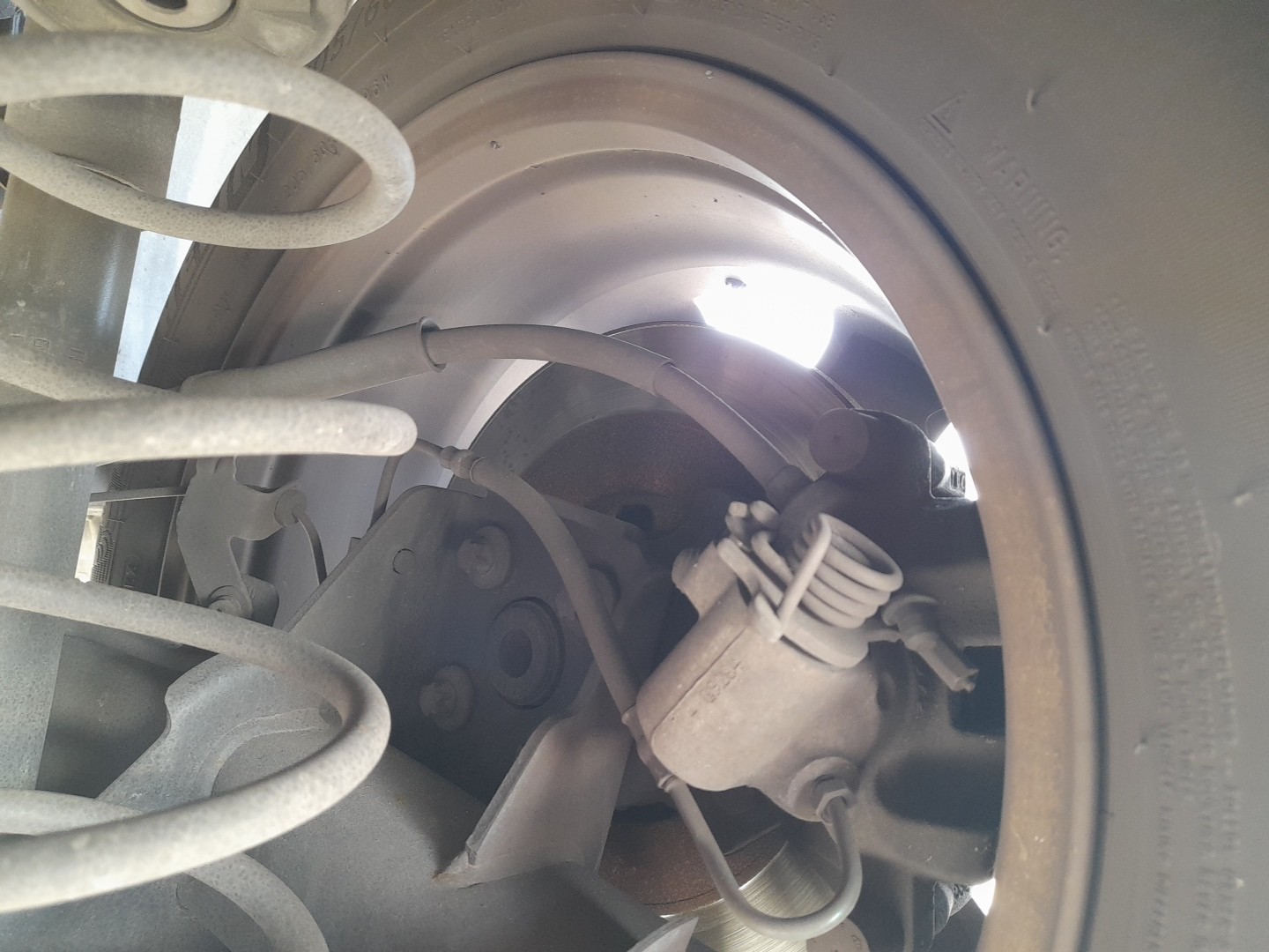 Eje trasero con discos RENAULT Laguna III (BT0/1) Imagem-1