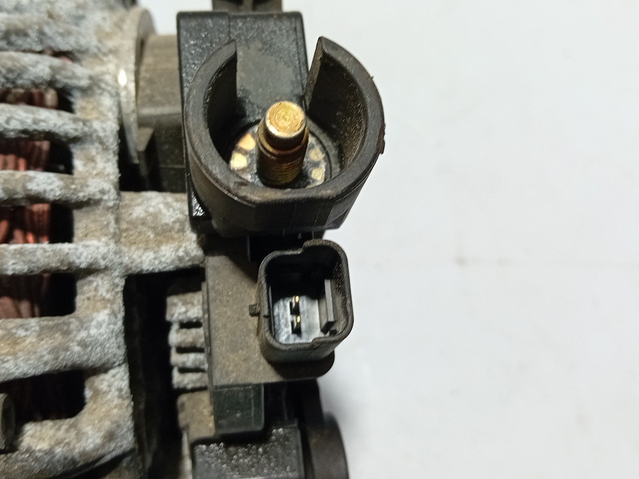 Alternator PEUGEOT 307 Break (3E) Imagem-3