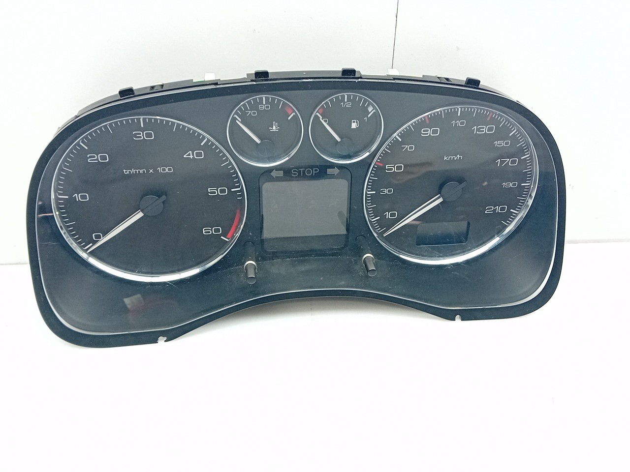 Instrument cluster