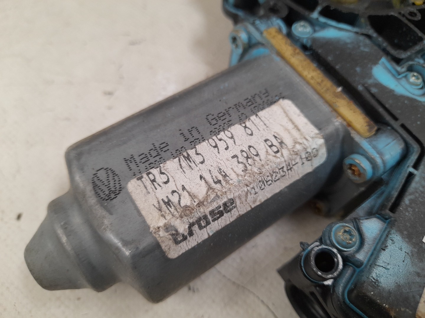 Motor vidro trás direito VOLKSWAGEN Sharan (7M) Imagem-2