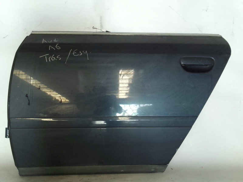 Porta trás esquerda