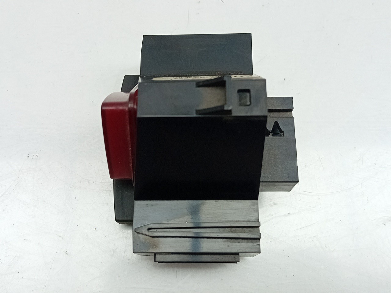 Botão / interruptor 4 piscas OPEL Corsa D Van Imagem-1