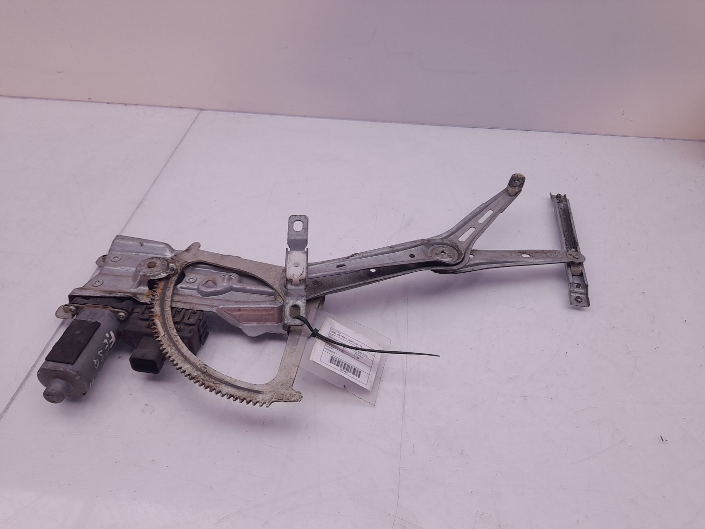 Alzavetro anteriore sinistro OPEL Astra H Hatchback (L48) Imagem-1