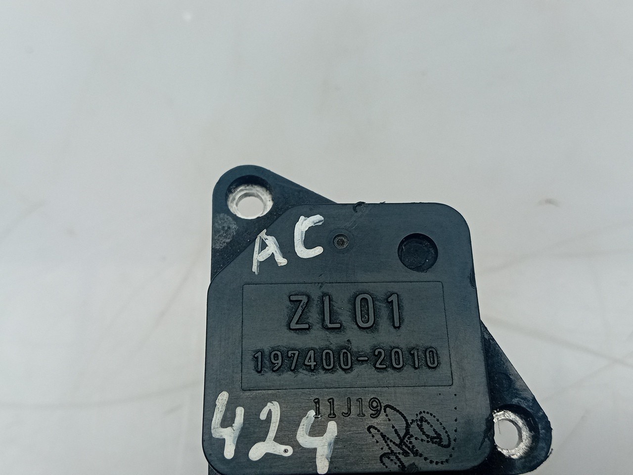 Medidor de masa de aire / Caudalímetros  MAZDA 5 (CR19) Imagem-3