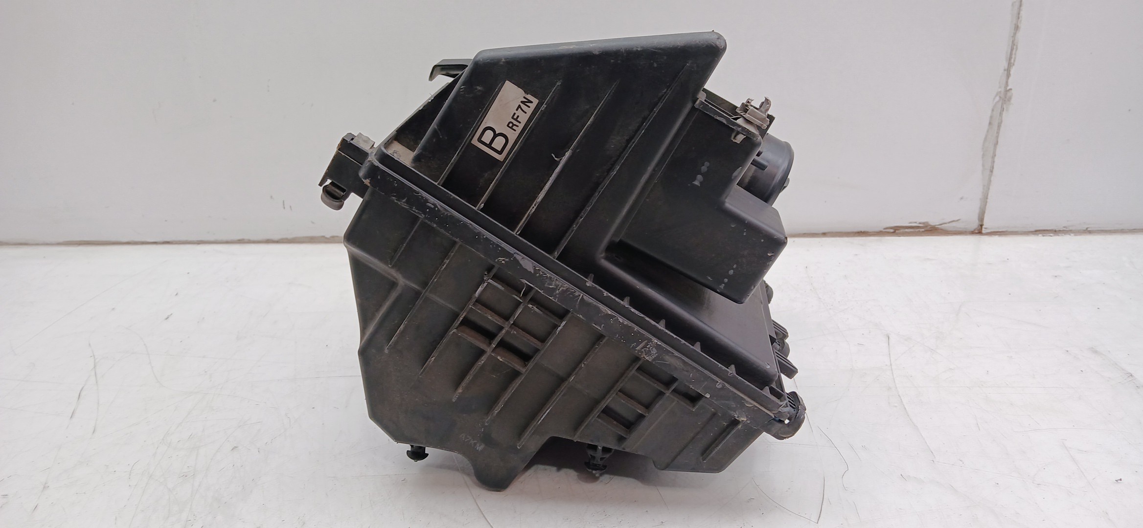 Caixa filtro ar MAZDA 5 (CR19) Imagem-2
