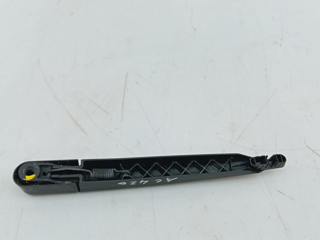 Haste / braço de escova limpa vidros frente direita OPEL Astra H Hatchback (L48) Imagem-1