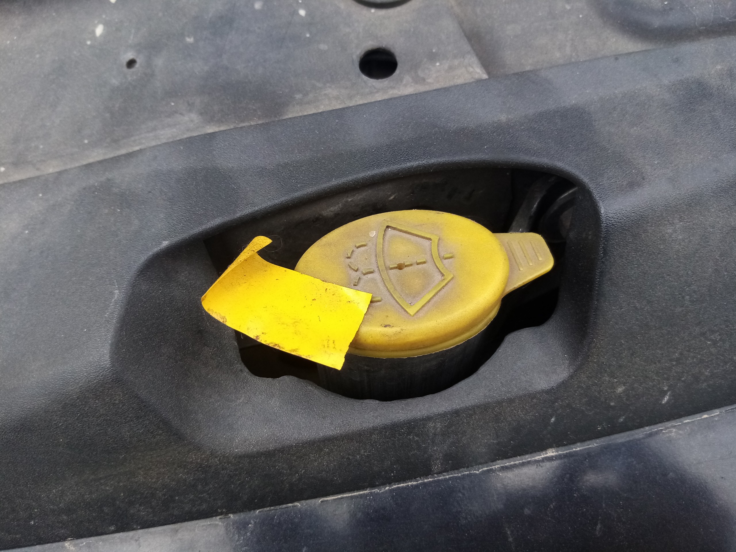 Windshield washer tank OPEL Astra H Hatchback (L48) Imagem-0