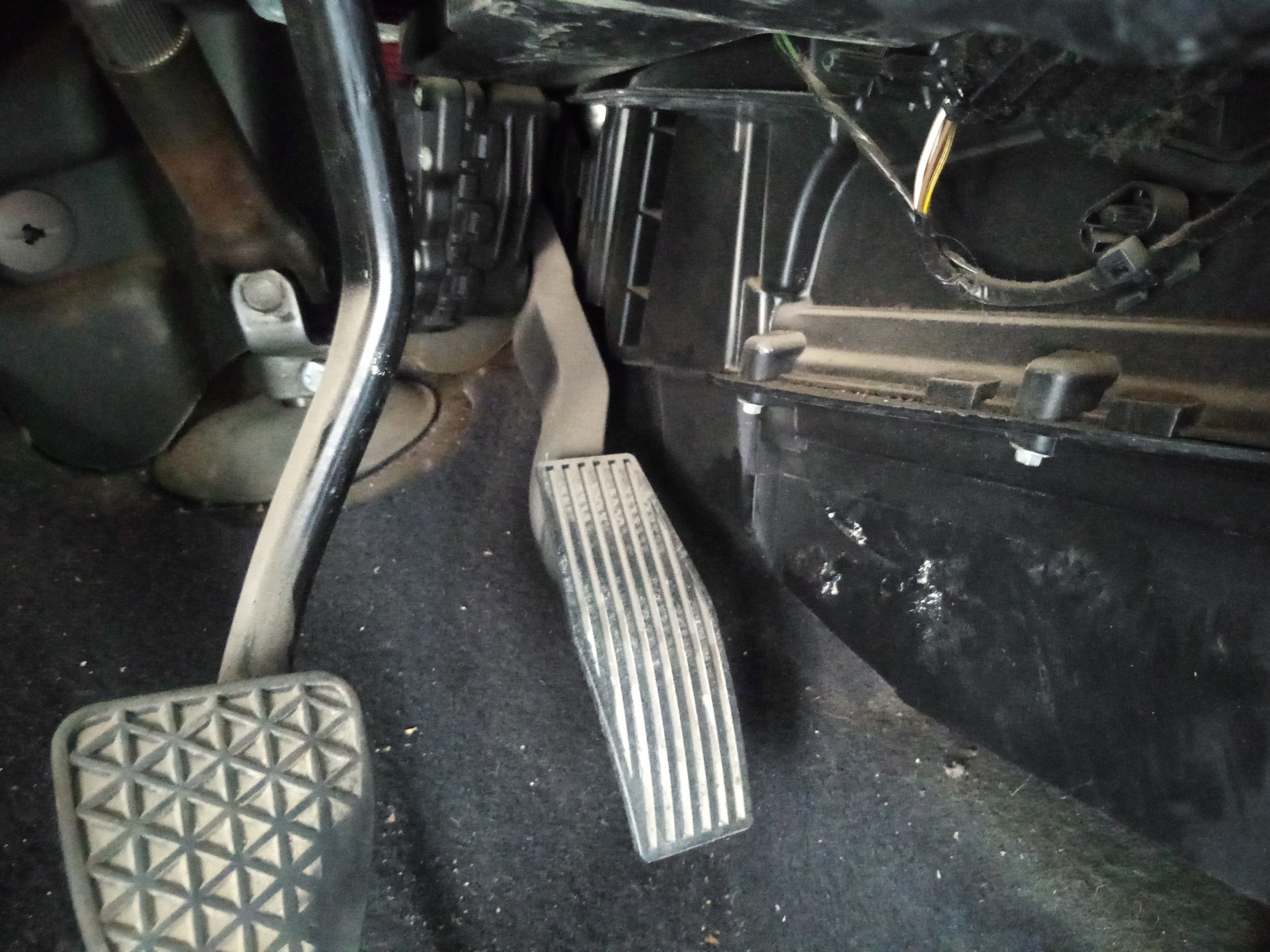 Pedale acceleratore OPEL Astra H Hatchback (L48) Imagem-0