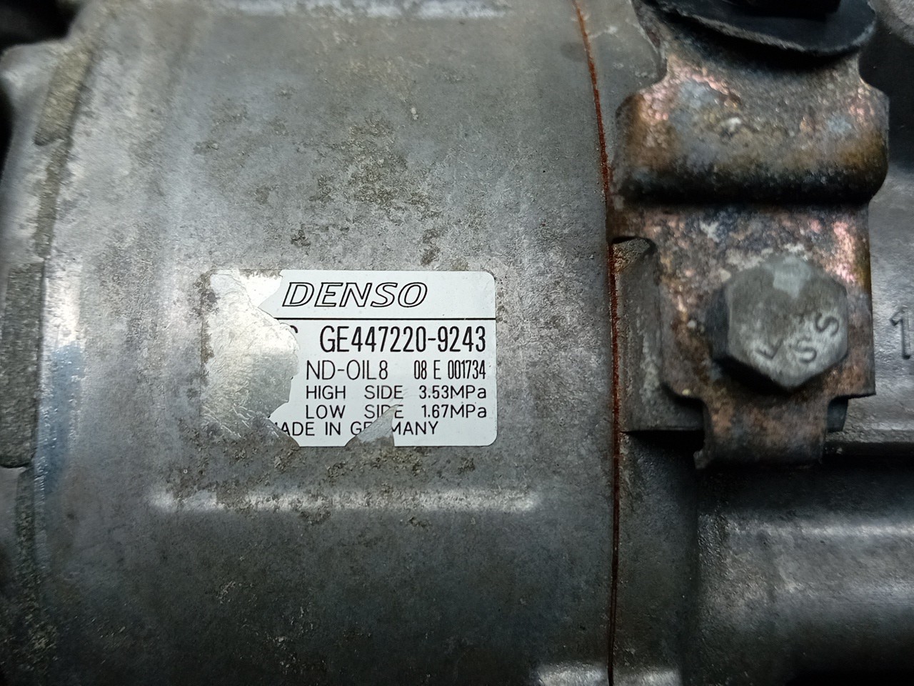 AC compressor TOYOTA Avensis Sedan (_T22_) Imagem-4