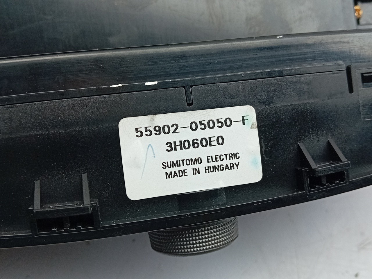 AC switch TOYOTA Avensis Sedan (_T22_) Imagem-2