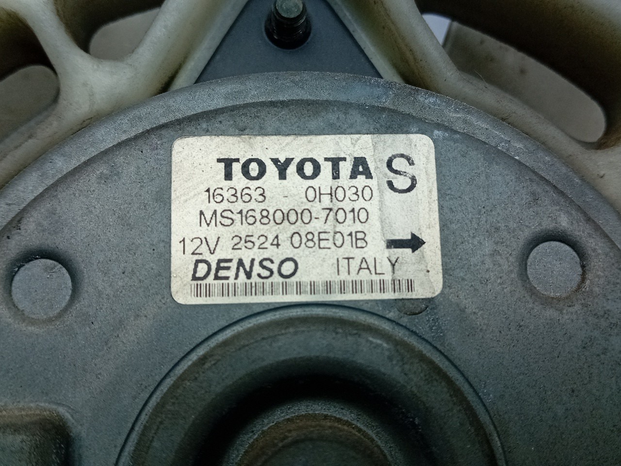 Termoventilador / motoventilador TOYOTA Avensis Sedan (_T22_) Imagem-2