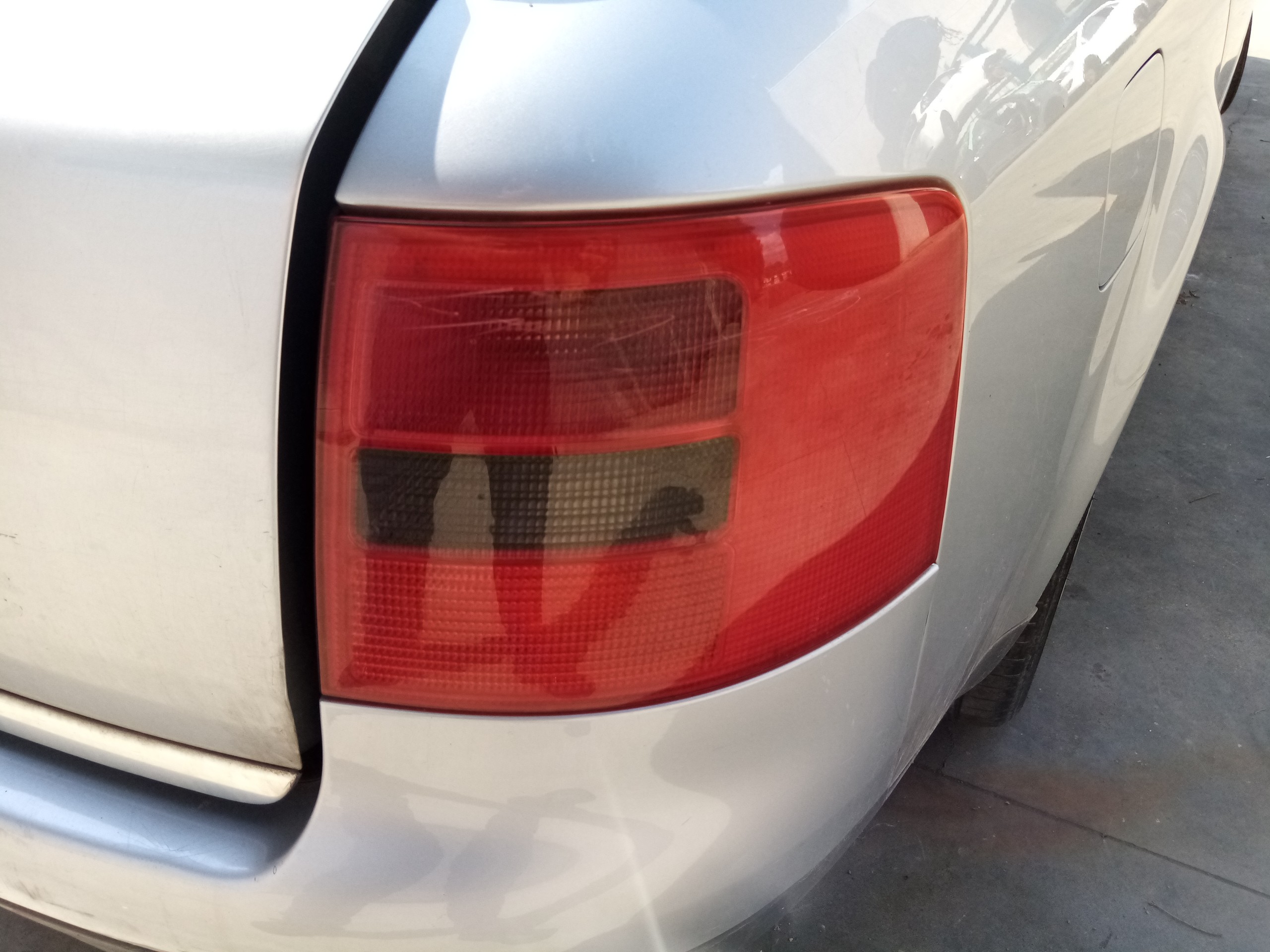 Right Tail light