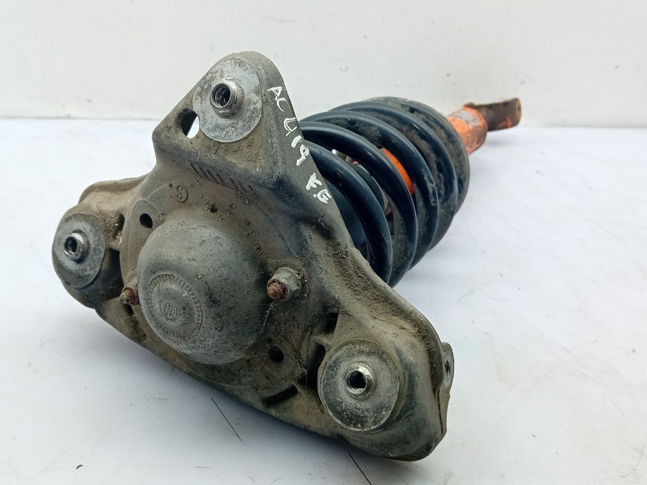 Amortisseur Avant Gauche AUDI A6 Avant (4B5, C5) Imagem-1