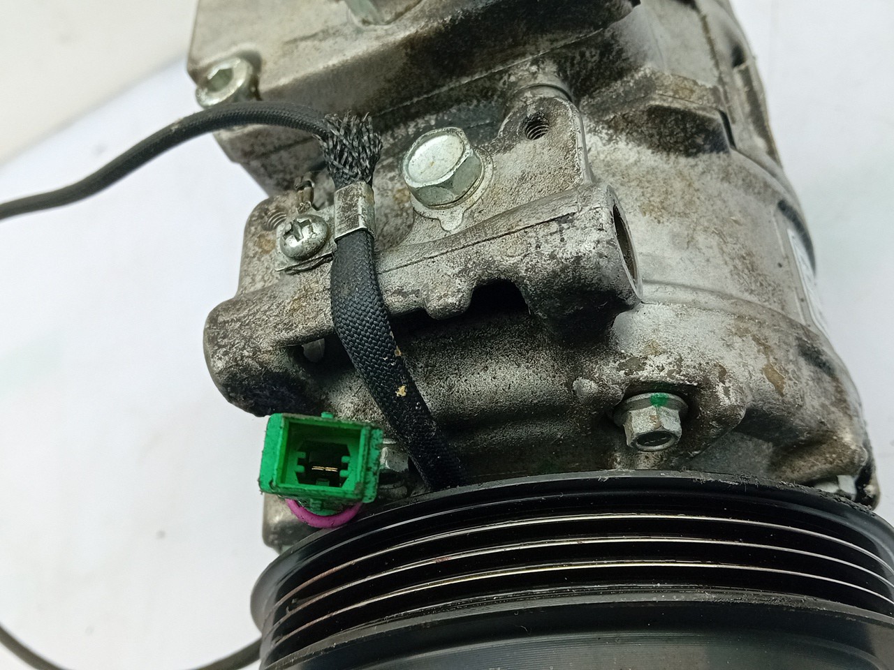 AC compressor AUDI A6 Avant (4B5, C5) Imagem-2