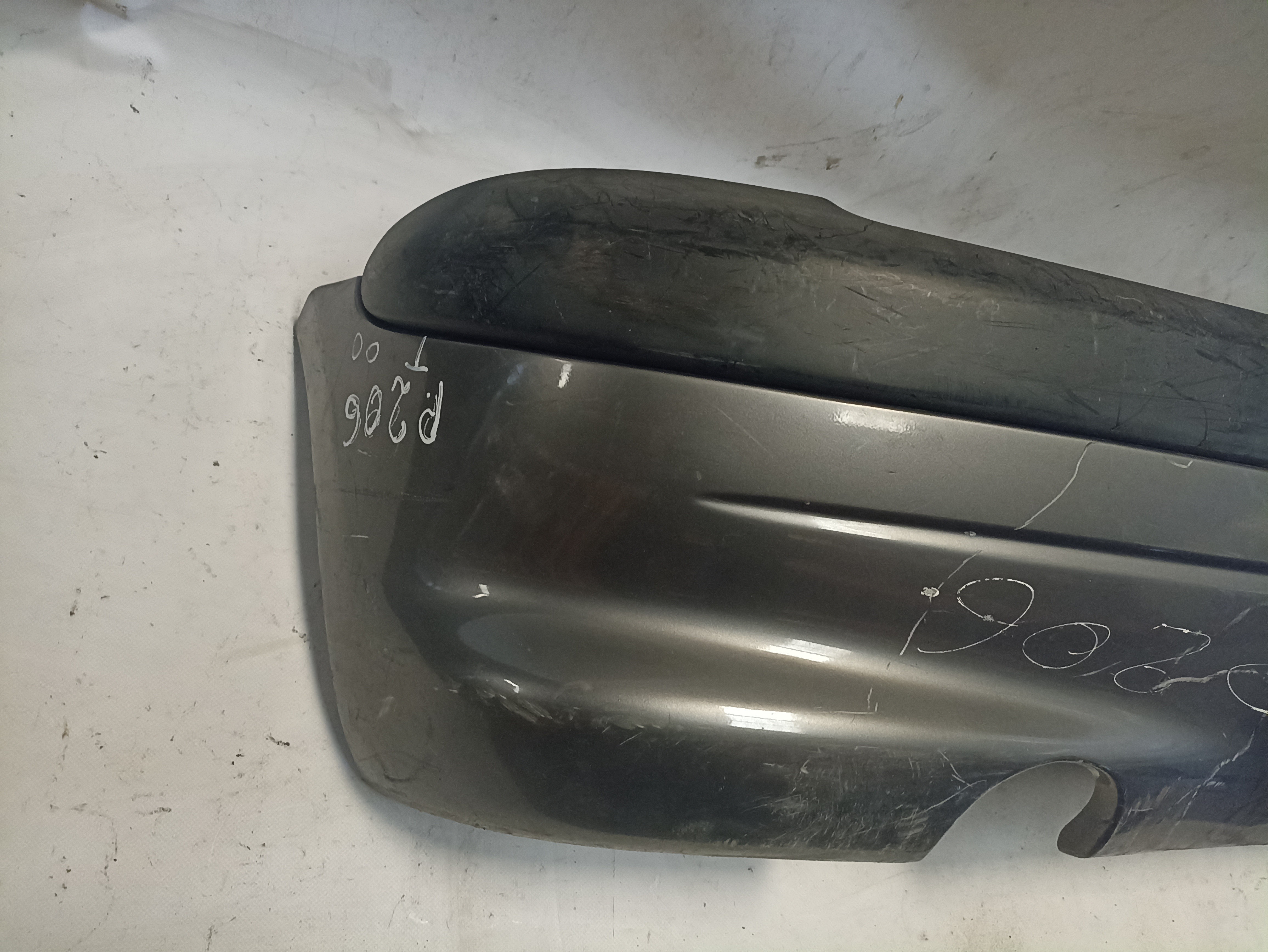 Rear Bumper PEUGEOT 206 (2A/C) Imagem-1