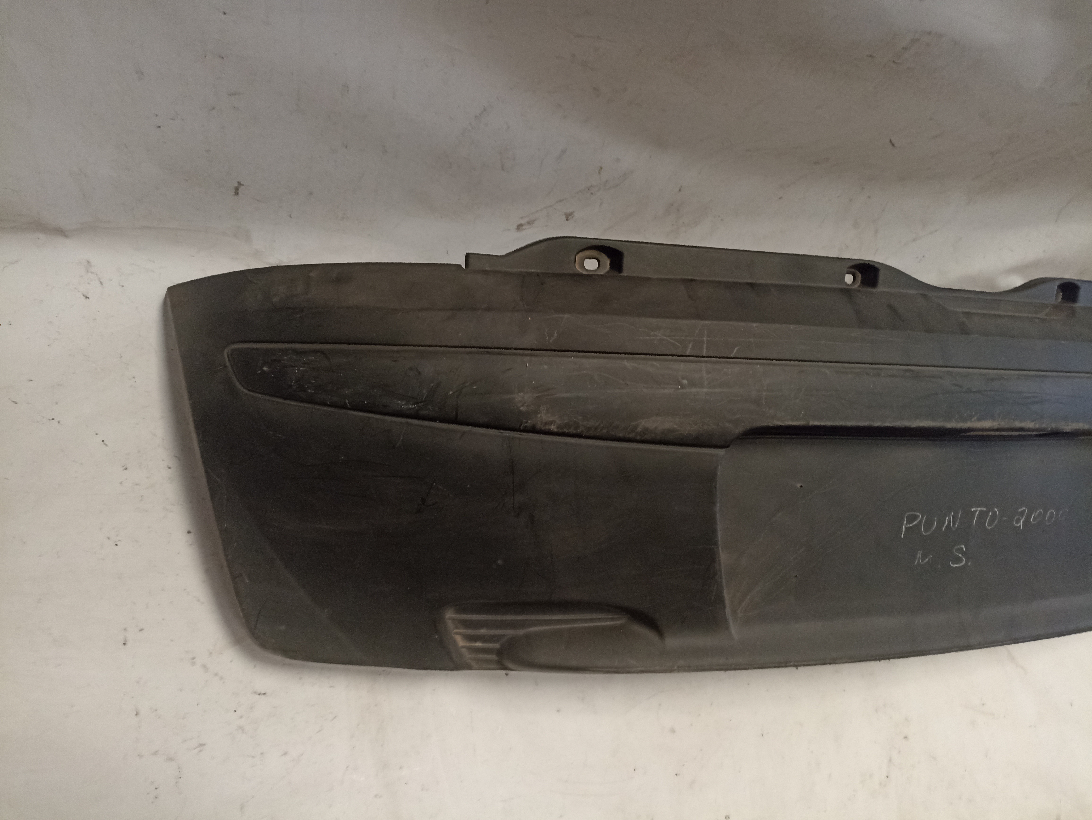 Rear Bumper FIAT Punto (188_) Imagem-1