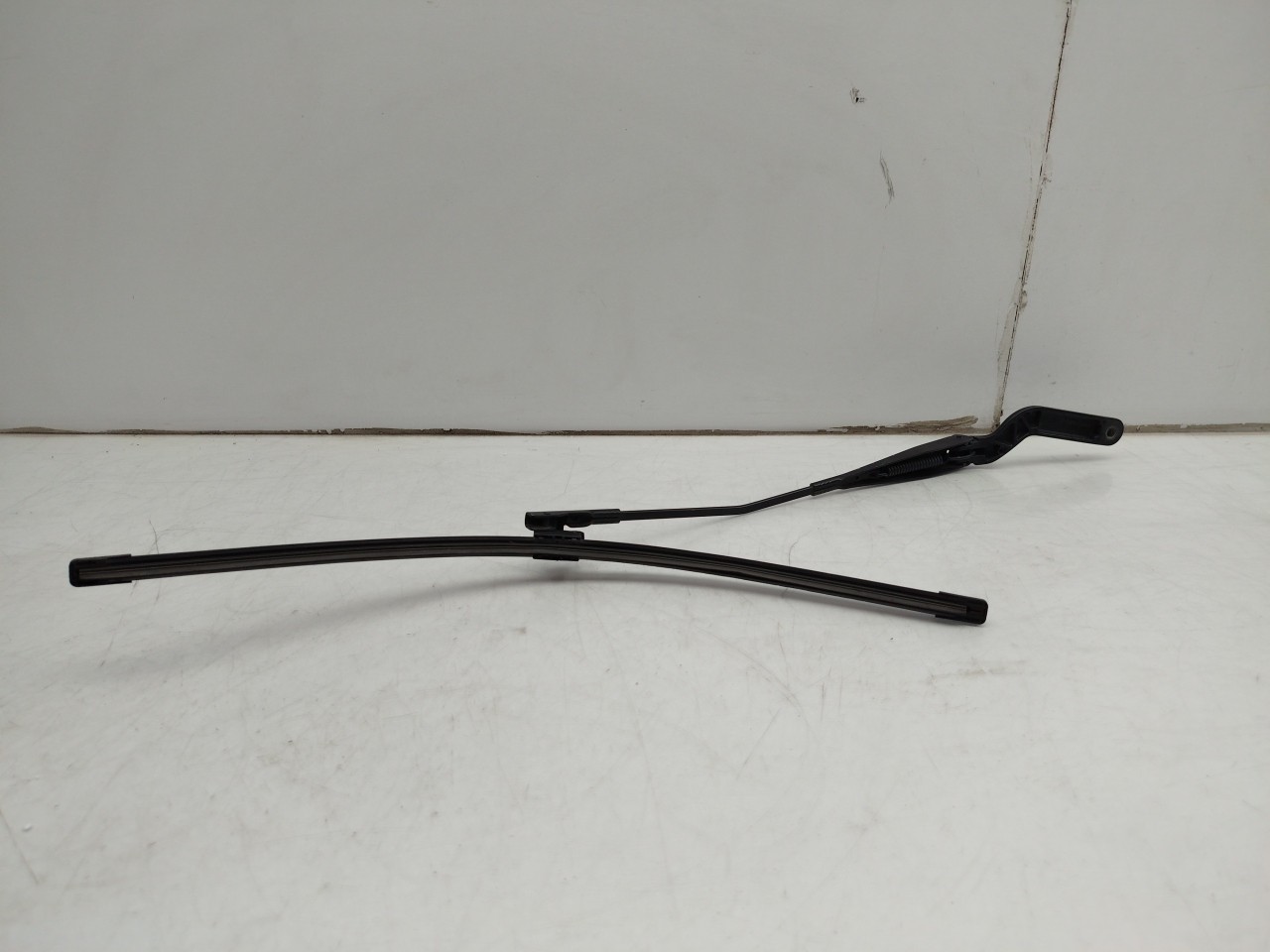 Bras de balai avant gauche FORD Focus C-Max (DM2) Imagem-1