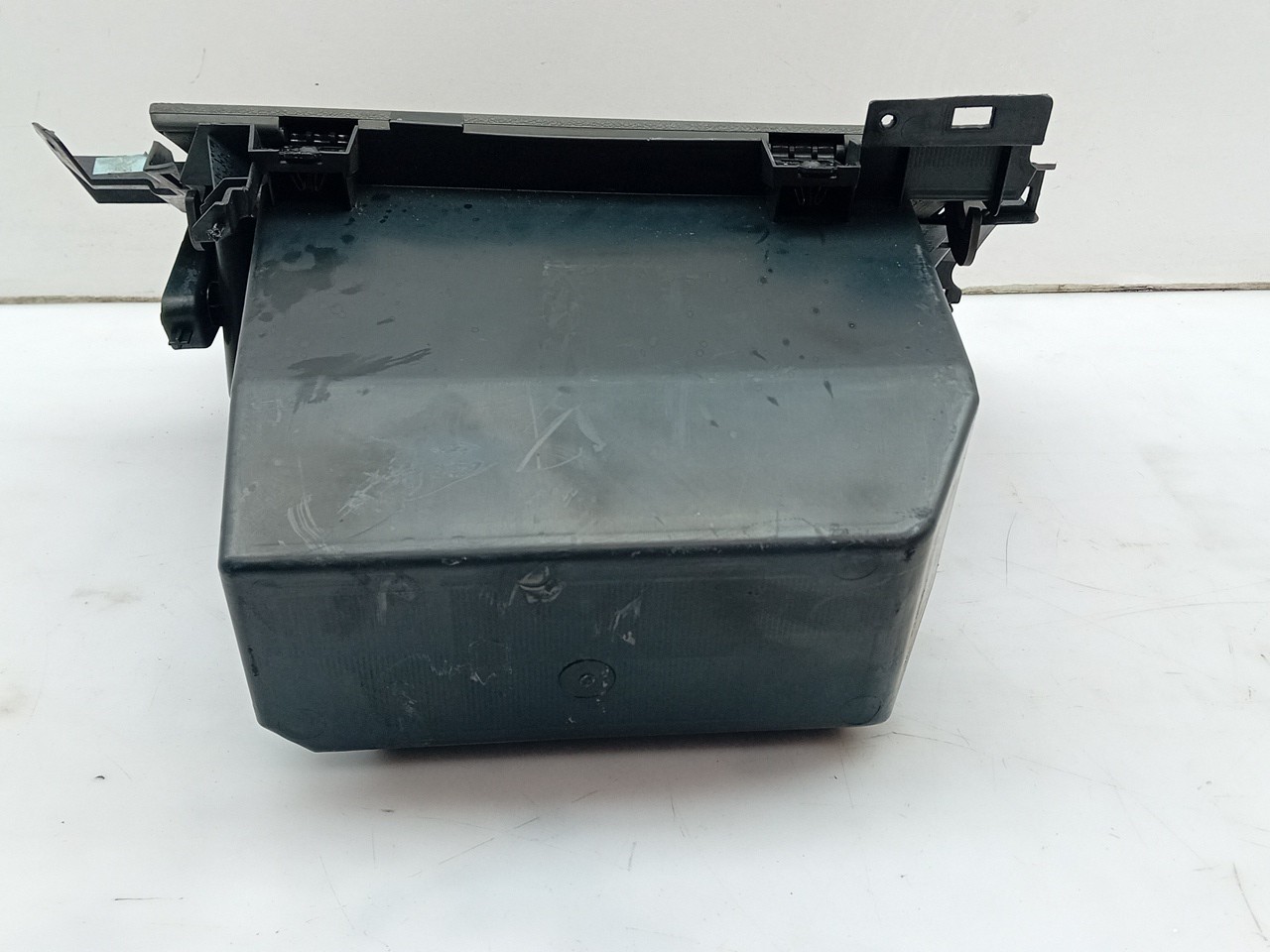 Porta luvas FORD Focus C-Max (DM2) Imagem-1