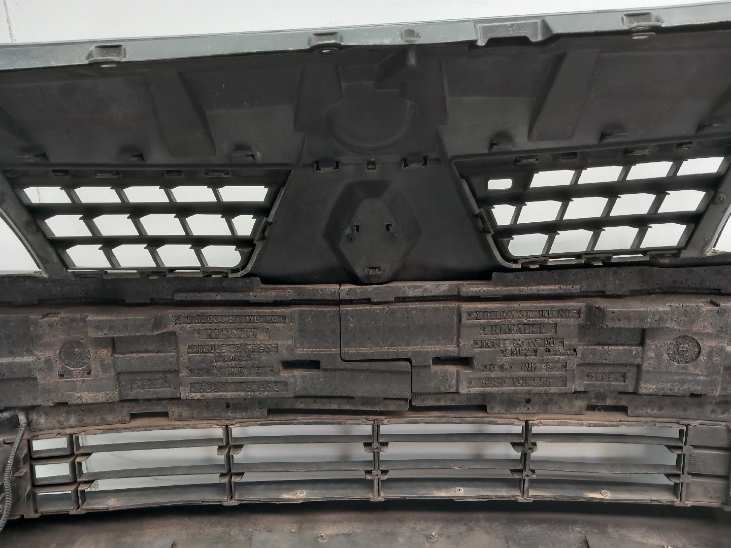Front Bumper RENAULT Grand Scénic II (JM0/1_) Imagem-12