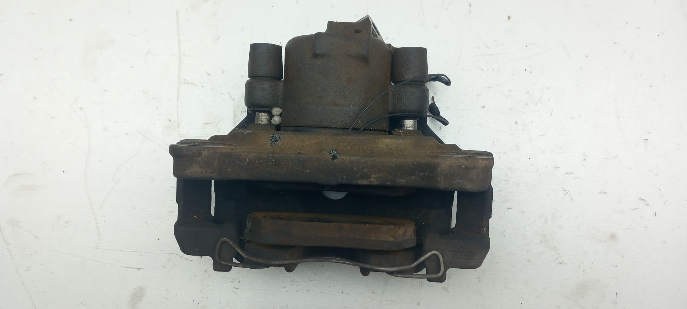 Étrier de frein avant gauche AUDI A4 (8E2, B6) Imagem-2
